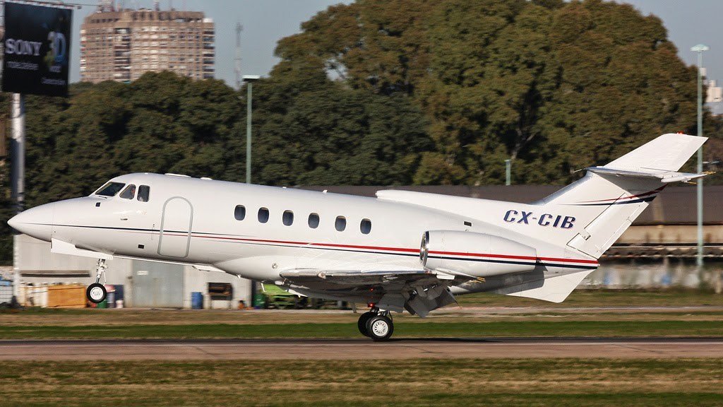 Hawker 700A CX-CIB, photo 2